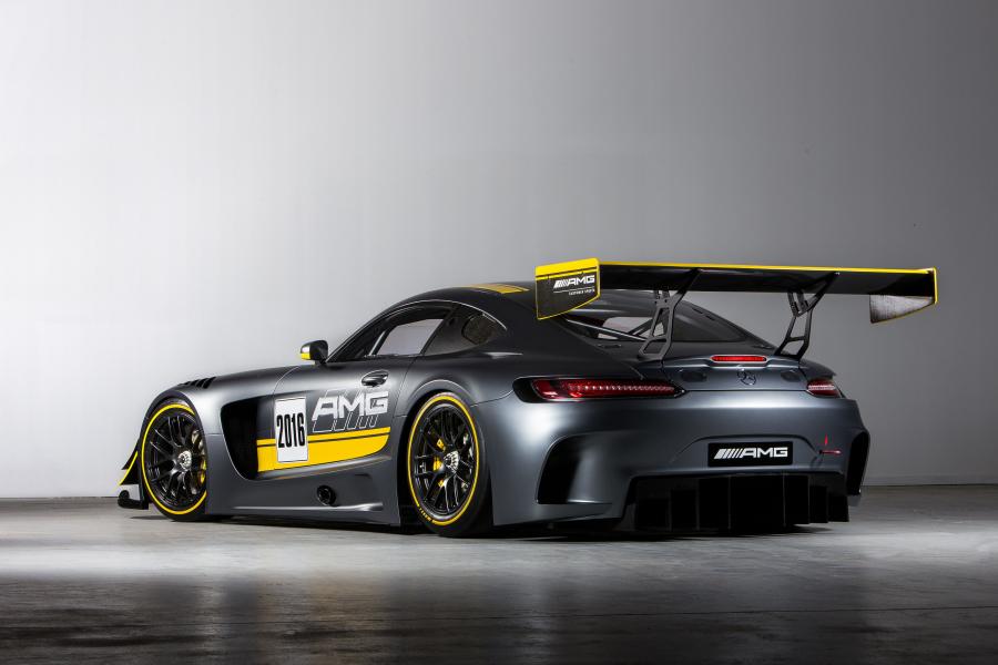  Mercedes-AMG GT3 2015 года  (фото 10 из 17)